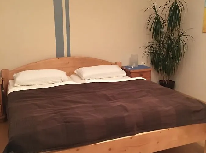 Ferienwohnung Gartenstrasse Апартаменты *